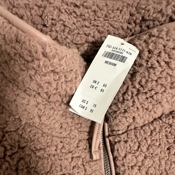 Sherpa Half-Zip Elevated Trim Sweatshirt - Picture 5 of 5